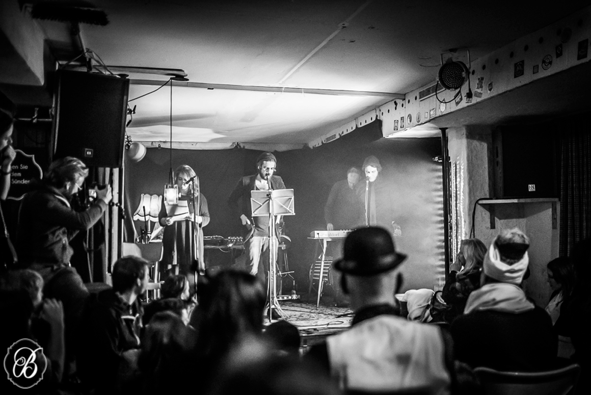 Beat-Salon_Karneval_Buhne_Lesung_Show_by_Philipp-Danz