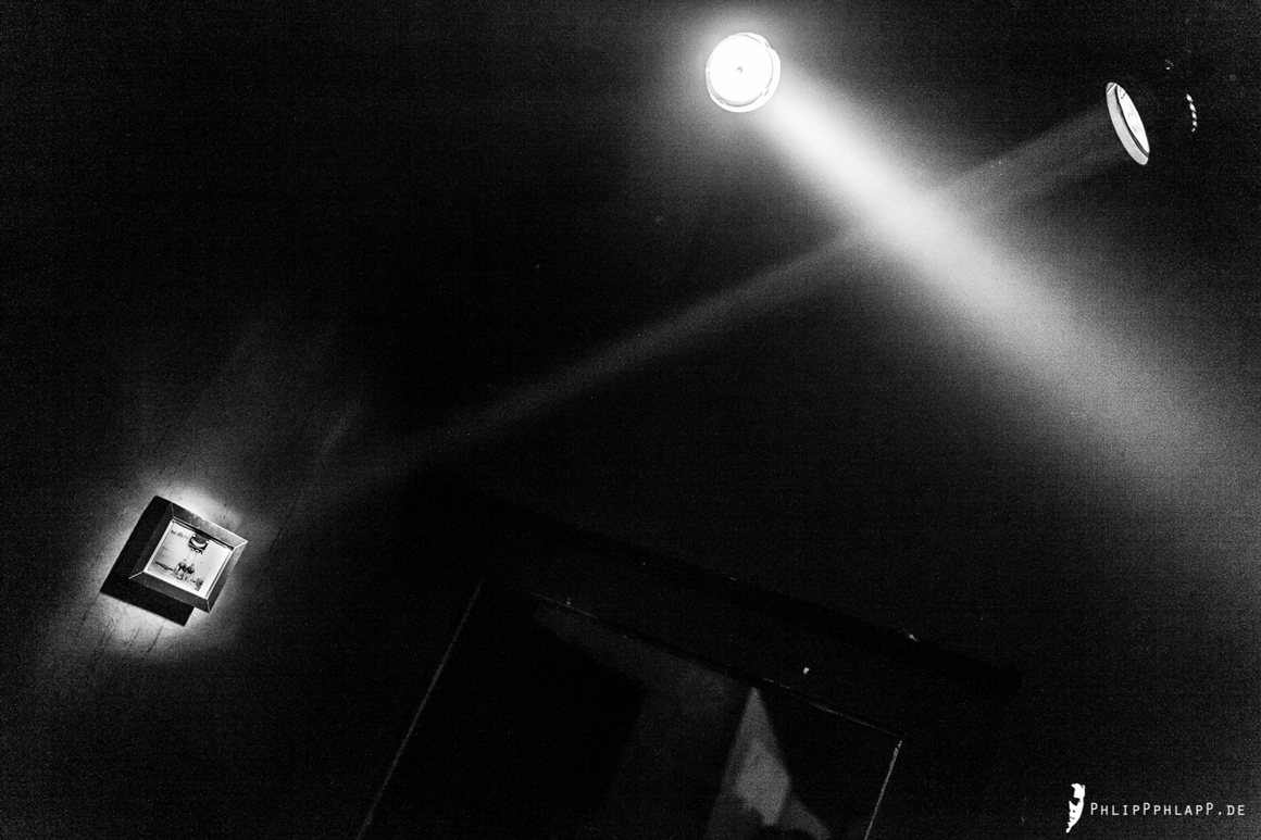 BeatSalon_Variete_Leo_Leander_Namislow_Austellung_Vernissage_by_Philipp_Danz