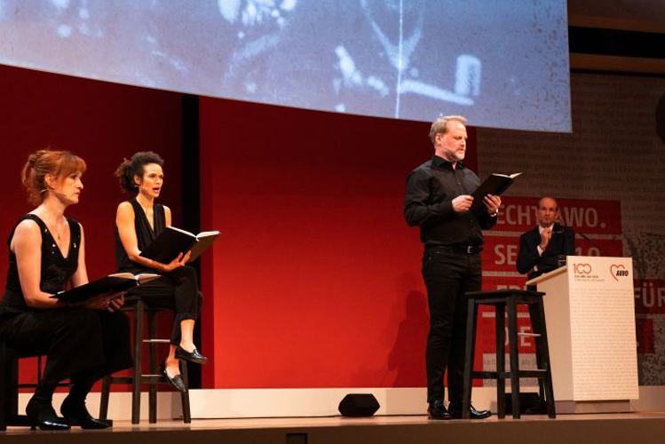 100-jahre-awo_festakt_berlin_degen_thompson_reseg_by_awo-bv