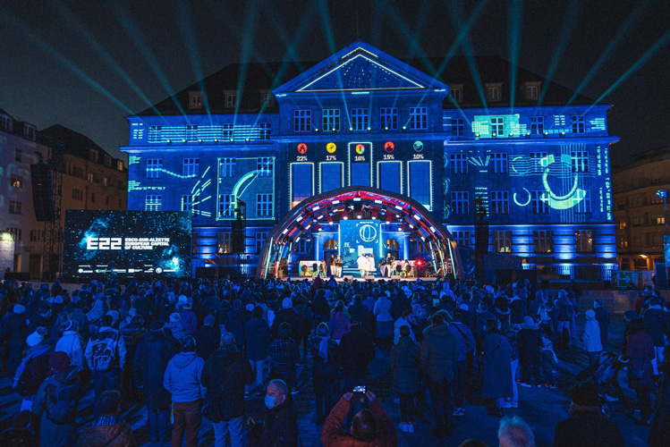 esch2022_townhall_by_paul-gaertner_for_battleroyal