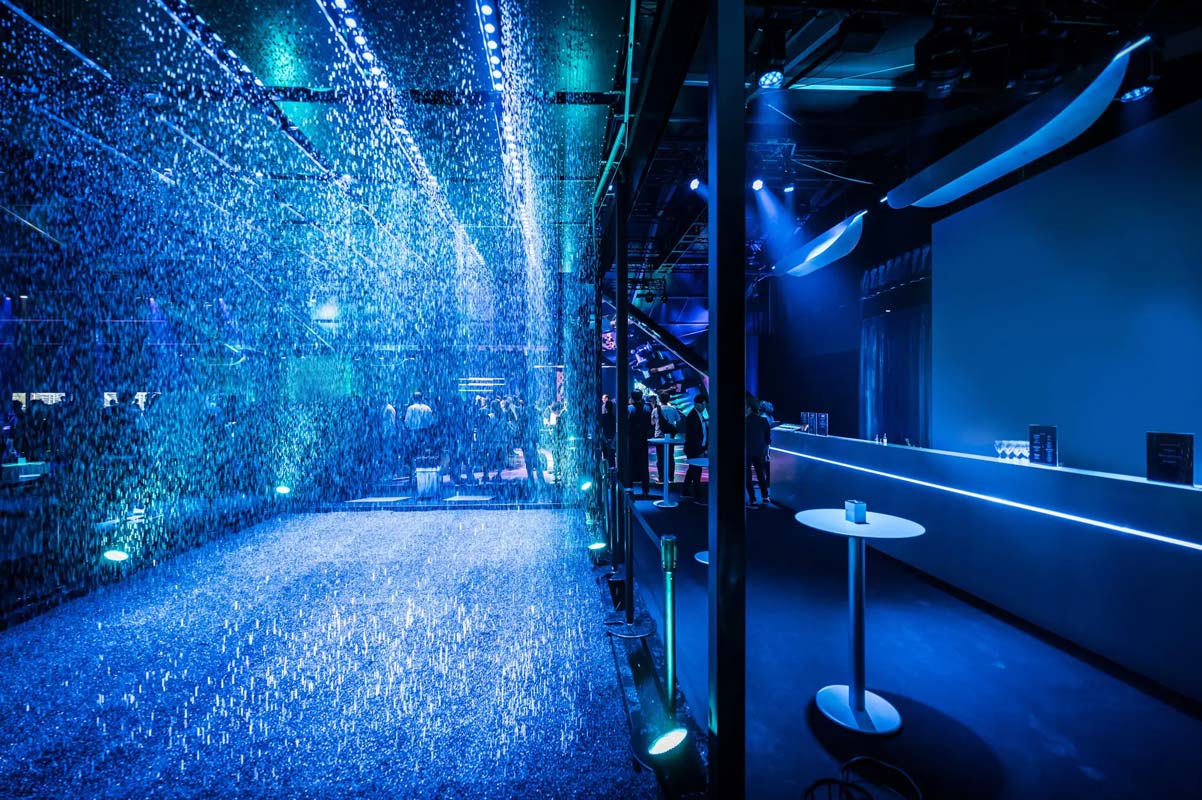 full-sensory-experience_battle-royal-studios_4