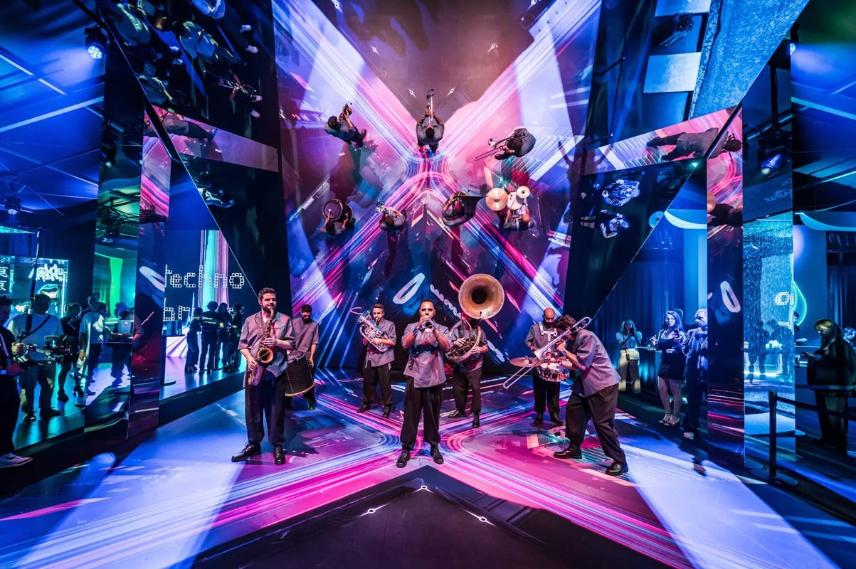 full-sensory-experience_battle-royal-studios_marcus-zumbansen_6